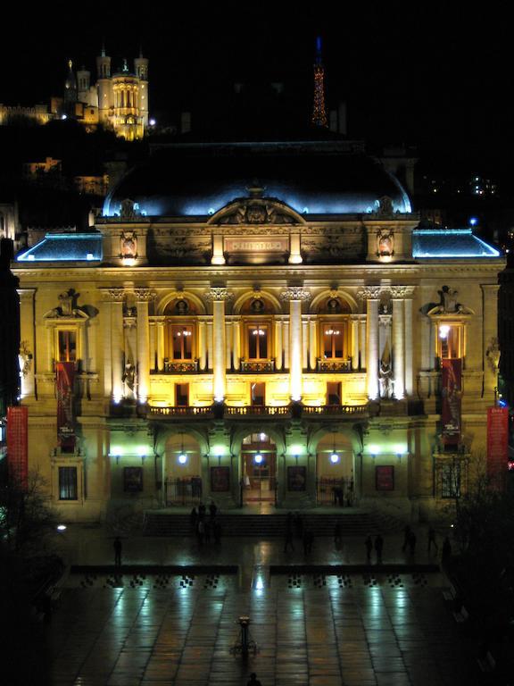 Hotel Des Celestins Lyon Bagian luar foto